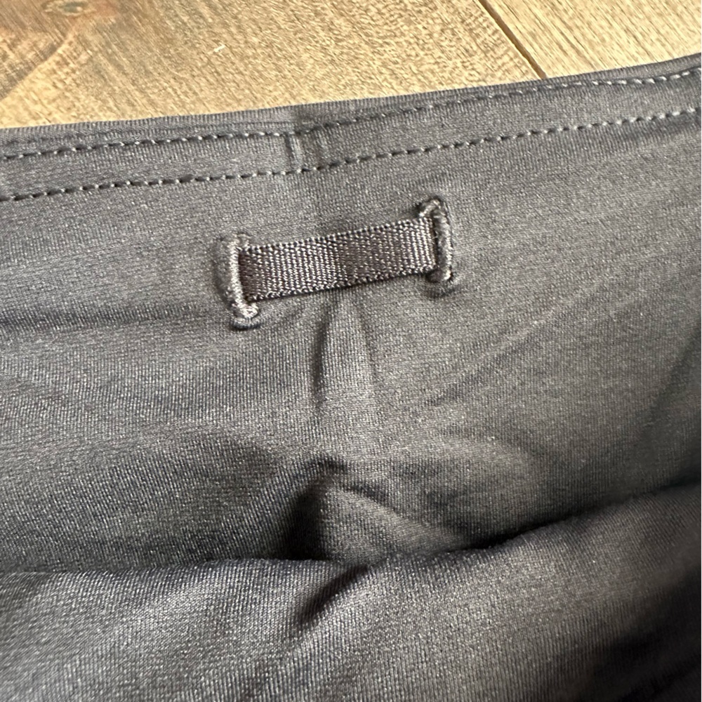 Lululemon pace setter Black Women's Skort - size 4 - Picture 5 of 8